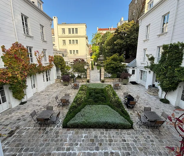 creation de jardin à Brueil-en-Vexin près de Mantes-la-Jolie dans les Yvelines 78