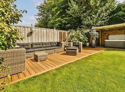 terrasses à Brueil-en-Vexin près de Mantes-la-Jolie dans les Yvelines 78